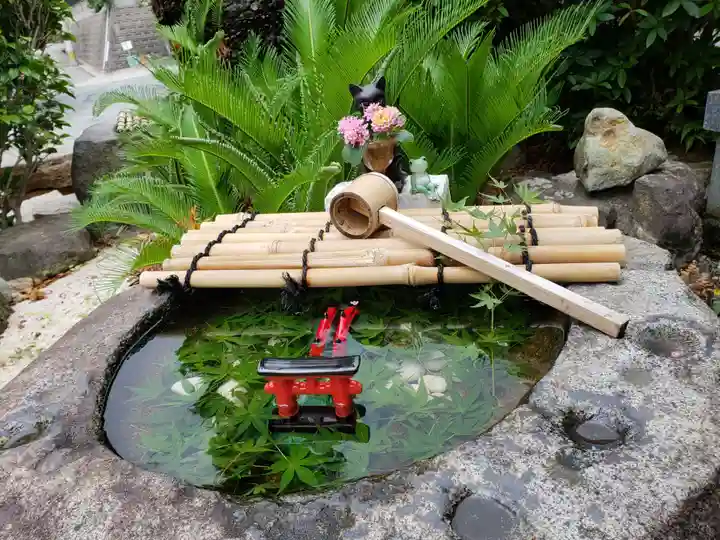 藤ノ木白山神社の手水舎