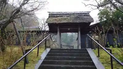 東慶寺の山門・神門