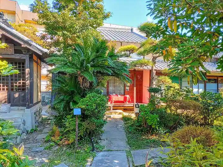 吉祥寺の本殿・本堂