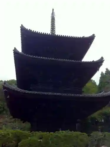 園城寺（三井寺）の塔