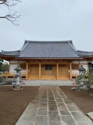 勝願寺の本殿・本堂