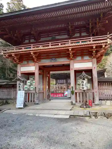 日吉大社の山門