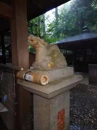 伏見神宝神社の狛犬