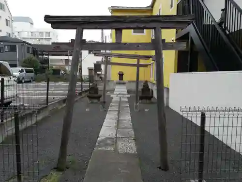 正一位小市郎稲荷神社古跡（跡地）の鳥居