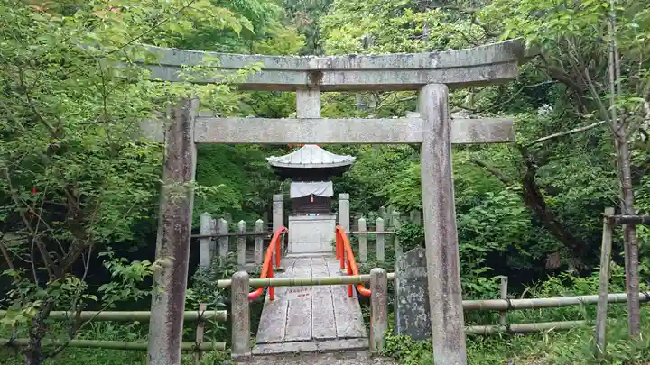 宝積寺の末社・摂社