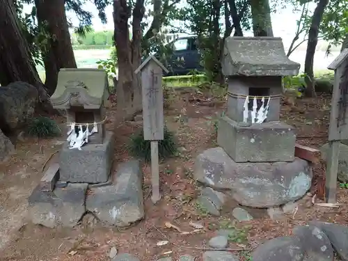 倭文神社の末社