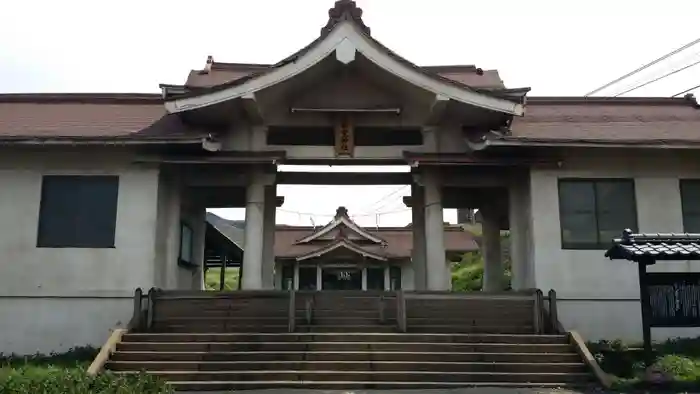 阿蘇山上神社の山門