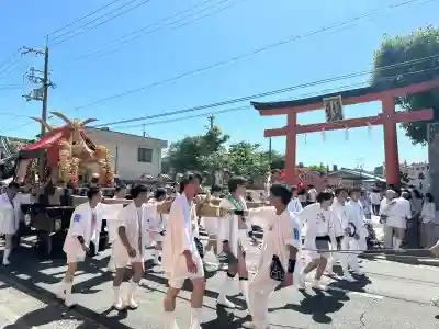 松尾大社西七条御旅所の{uncategorized: "未分類", other: "その他", undefined: "問題あり", building: "その他建物", grave: "お墓", sacred_gate: "鳥居", guardian: "狛犬", statue: "像", buddha: "仏像", history: "歴史", nature: "自然", garden: "庭園", animal: "動物", pagoda: "塔", temizu: "手水舎", mountain_gate: "山門・神門", sanctuary: "本殿・本堂", subordinate: "末社・摂社", art: "芸術", scenery: "景色", jizo: "地蔵", ema: "絵馬", goshuin: "御朱印", omikuji: "おみくじ", items: "授与品その他", amulet: "お守り", goshuincho: "御朱印帳", eats: "食事", festival: "お祭り", votive_dance: "神楽", shichigosan: "七五三参", wedding: "結婚式", experience: "体験その他", initially: "初詣", around: "周辺", anti_infection: "感染症対策"}