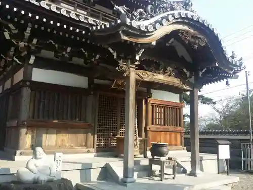 護国寺の本殿・本堂