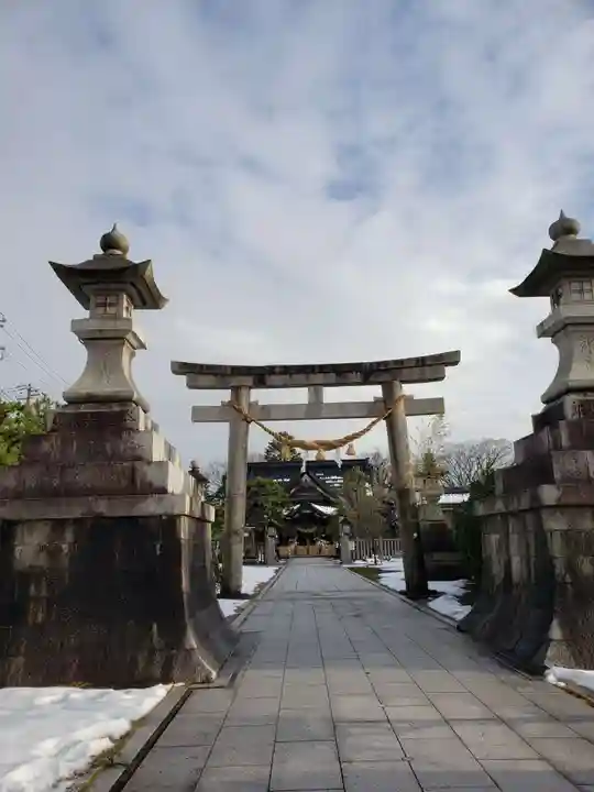 高岡関野神社の鳥居