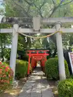 尾曳稲荷神社の鳥居