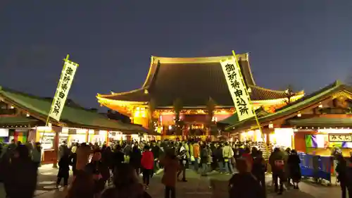浅草寺の本殿・本堂