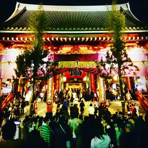 浅草寺の本殿・本堂