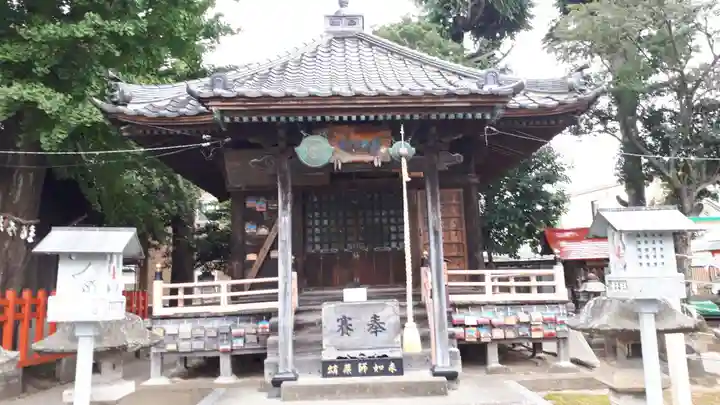 舞台八幡神社の本殿・本堂