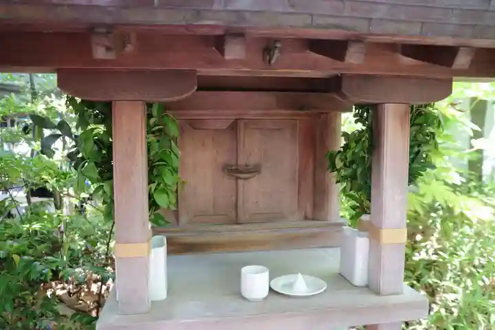 萬寿神社(柏屋本店願掛け萬寿石)(福島県)