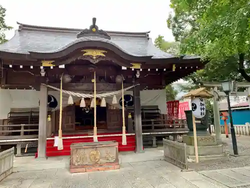 草加神社の本殿・本堂