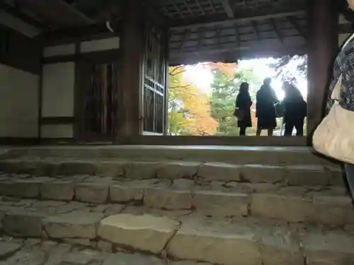 法然院の山門・神門