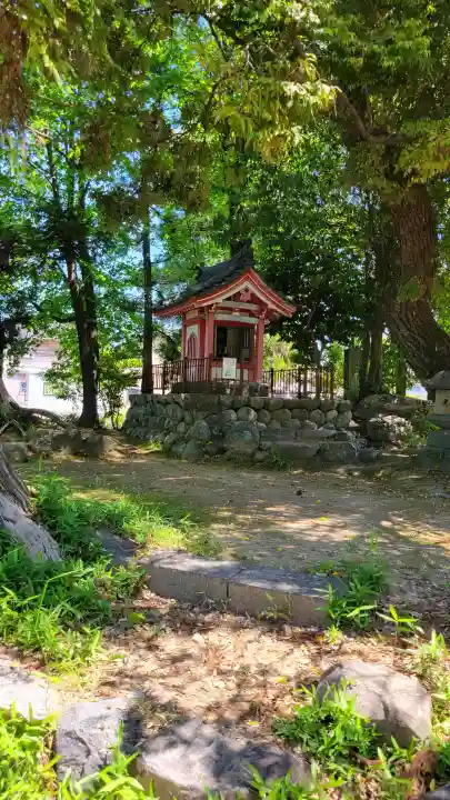 圓鏡寺の{uncategorized: "未分類", other: "その他", undefined: "問題あり", building: "その他建物", grave: "お墓", sacred_gate: "鳥居", guardian: "狛犬", statue: "像", buddha: "仏像", history: "歴史", nature: "自然", garden: "庭園", animal: "動物", pagoda: "塔", temizu: "手水舎", mountain_gate: "山門・神門", sanctuary: "本殿・本堂", subordinate: "末社・摂社", art: "芸術", scenery: "景色", jizo: "地蔵", ema: "絵馬", goshuin: "御朱印", omikuji: "おみくじ", items: "授与品その他", amulet: "お守り", goshuincho: "御朱印帳", eats: "食事", festival: "お祭り", votive_dance: "神楽", shichigosan: "七五三参", wedding: "結婚式", experience: "体験その他", initially: "初詣", around: "周辺", anti_infection: "感染症対策"}