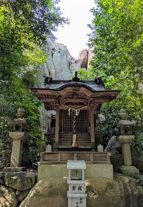 越木岩神社(兵庫県)