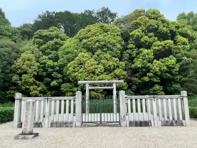 称徳・孝謙天皇陵（高野陵）(奈良県)