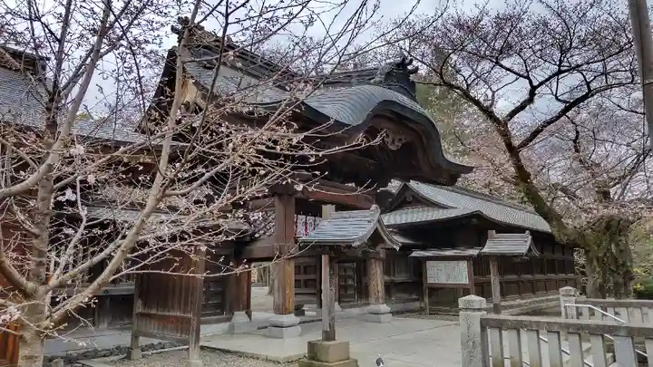 宇都宮二荒山神社の本殿・本堂