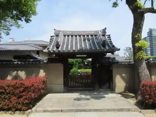 中之院の山門・神門