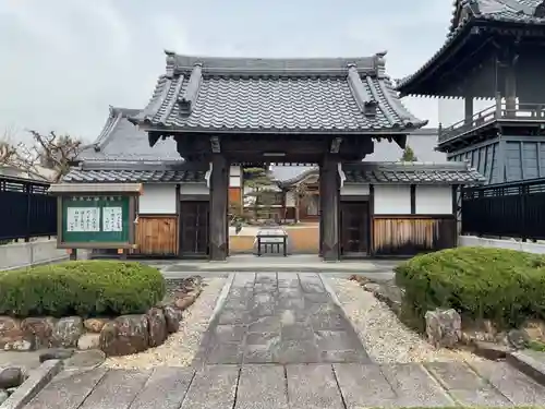 宗栄寺の山門・神門