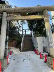 西久保八幡神社の鳥居