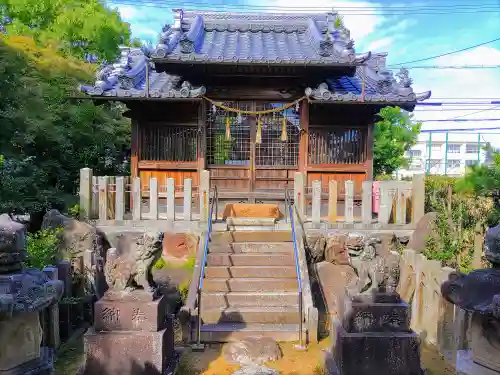 春日社（大和）の本殿・本堂