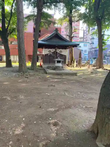 鬼子母神堂　(法明寺）の末社・摂社