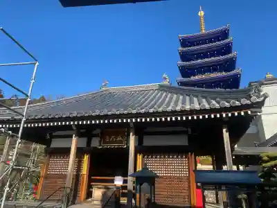 中山寺の{uncategorized: "未分類", other: "その他", undefined: "問題あり", building: "その他建物", grave: "お墓", sacred_gate: "鳥居", guardian: "狛犬", statue: "像", buddha: "仏像", history: "歴史", nature: "自然", garden: "庭園", animal: "動物", pagoda: "塔", temizu: "手水舎", mountain_gate: "山門・神門", sanctuary: "本殿・本堂", subordinate: "末社・摂社", art: "芸術", scenery: "景色", jizo: "地蔵", ema: "絵馬", goshuin: "御朱印", omikuji: "おみくじ", items: "授与品その他", amulet: "お守り", goshuincho: "御朱印帳", eats: "食事", festival: "お祭り", votive_dance: "神楽", shichigosan: "七五三参", wedding: "結婚式", experience: "体験その他", initially: "初詣", around: "周辺", anti_infection: "感染症対策"}