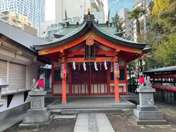 豊栄稲荷神社の本殿