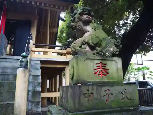 根岸神社の狛犬