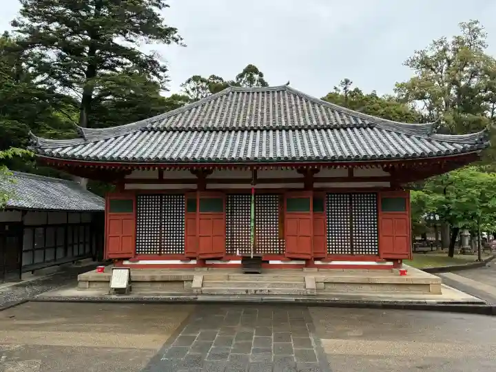 東大寺 念仏堂の{uncategorized: "未分類", other: "その他", undefined: "問題あり", building: "その他建物", grave: "お墓", sacred_gate: "鳥居", guardian: "狛犬", statue: "像", buddha: "仏像", history: "歴史", nature: "自然", garden: "庭園", animal: "動物", pagoda: "塔", temizu: "手水舎", mountain_gate: "山門・神門", sanctuary: "本殿・本堂", subordinate: "末社・摂社", art: "芸術", scenery: "景色", jizo: "地蔵", ema: "絵馬", goshuin: "御朱印", omikuji: "おみくじ", items: "授与品その他", amulet: "お守り", goshuincho: "御朱印帳", eats: "食事", festival: "お祭り", votive_dance: "神楽", shichigosan: "七五三参", wedding: "結婚式", experience: "体験その他", initially: "初詣", around: "周辺", anti_infection: "感染症対策"}
