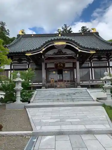 龍宝寺の本殿・本堂