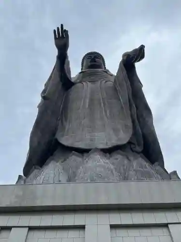 東本願寺本廟 牛久浄苑（牛久大仏）(茨城県)
