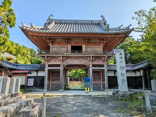 妙仙寺の山門