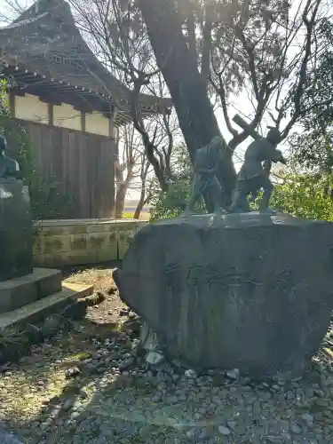 治水神社の{uncategorized: "未分類", other: "その他", undefined: "問題あり", building: "その他建物", grave: "お墓", sacred_gate: "鳥居", guardian: "狛犬", statue: "像", buddha: "仏像", history: "歴史", nature: "自然", garden: "庭園", animal: "動物", pagoda: "塔", temizu: "手水舎", mountain_gate: "山門・神門", sanctuary: "本殿・本堂", subordinate: "末社・摂社", art: "芸術", scenery: "景色", jizo: "地蔵", ema: "絵馬", goshuin: "御朱印", omikuji: "おみくじ", items: "授与品その他", amulet: "お守り", goshuincho: "御朱印帳", eats: "食事", festival: "お祭り", votive_dance: "神楽", shichigosan: "七五三参", wedding: "結婚式", experience: "体験その他", initially: "初詣", around: "周辺", anti_infection: "感染症対策"}
