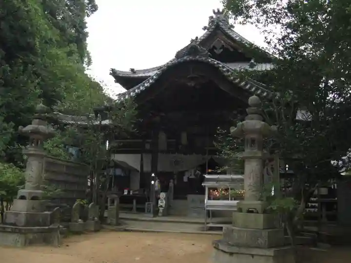 仙遊寺の本殿・本堂