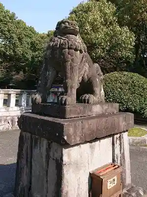 福岡縣護國神社の狛犬