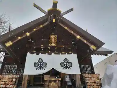 札幌諏訪神社の本殿・本堂