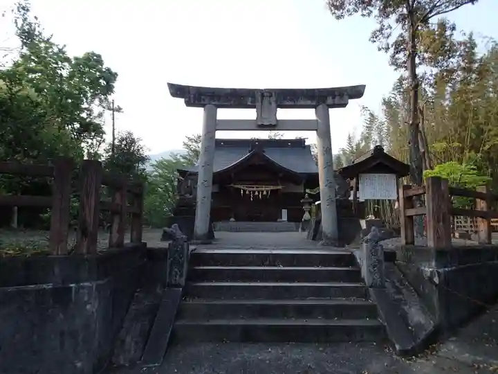 伊射奈美神社の鳥居
