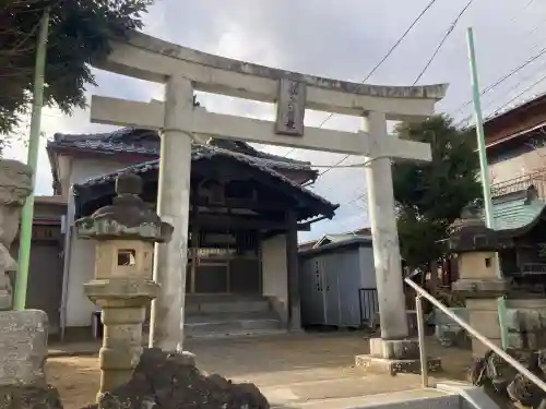 船玉神社の{uncategorized: "未分類", other: "その他", undefined: "問題あり", building: "その他建物", grave: "お墓", sacred_gate: "鳥居", guardian: "狛犬", statue: "像", buddha: "仏像", history: "歴史", nature: "自然", garden: "庭園", animal: "動物", pagoda: "塔", temizu: "手水舎", mountain_gate: "山門・神門", sanctuary: "本殿・本堂", subordinate: "末社・摂社", art: "芸術", scenery: "景色", jizo: "地蔵", ema: "絵馬", goshuin: "御朱印", omikuji: "おみくじ", items: "授与品その他", amulet: "お守り", goshuincho: "御朱印帳", eats: "食事", festival: "お祭り", votive_dance: "神楽", shichigosan: "七五三参", wedding: "結婚式", experience: "体験その他", initially: "初詣", around: "周辺", anti_infection: "感染症対策"}