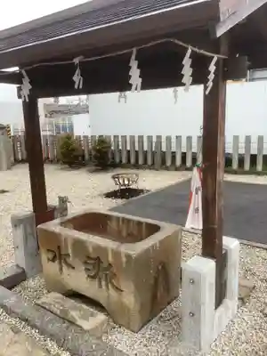 橋詰神社の手水舎