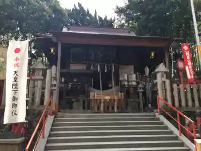 瓢箪山稲荷神社の本殿・本堂