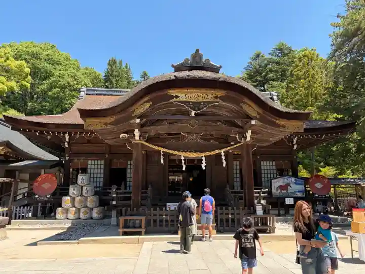 武田神社の{uncategorized: "未分類", other: "その他", undefined: "問題あり", building: "その他建物", grave: "お墓", sacred_gate: "鳥居", guardian: "狛犬", statue: "像", buddha: "仏像", history: "歴史", nature: "自然", garden: "庭園", animal: "動物", pagoda: "塔", temizu: "手水舎", mountain_gate: "山門・神門", sanctuary: "本殿・本堂", subordinate: "末社・摂社", art: "芸術", scenery: "景色", jizo: "地蔵", ema: "絵馬", goshuin: "御朱印", omikuji: "おみくじ", items: "授与品その他", amulet: "お守り", goshuincho: "御朱印帳", eats: "食事", festival: "お祭り", votive_dance: "神楽", shichigosan: "七五三参", wedding: "結婚式", experience: "体験その他", initially: "初詣", around: "周辺", anti_infection: "感染症対策"}