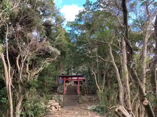 石堂原八幡神社の鳥居