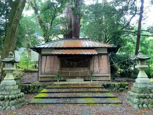 武速神社の本殿・本堂