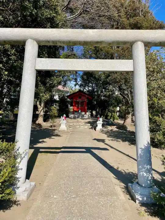 経六稲荷社の鳥居