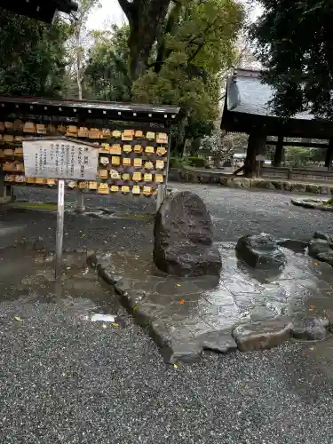 三嶋大社の{uncategorized: "未分類", other: "その他", undefined: "問題あり", building: "その他建物", grave: "お墓", sacred_gate: "鳥居", guardian: "狛犬", statue: "像", buddha: "仏像", history: "歴史", nature: "自然", garden: "庭園", animal: "動物", pagoda: "塔", temizu: "手水舎", mountain_gate: "山門・神門", sanctuary: "本殿・本堂", subordinate: "末社・摂社", art: "芸術", scenery: "景色", jizo: "地蔵", ema: "絵馬", goshuin: "御朱印", omikuji: "おみくじ", items: "授与品その他", amulet: "お守り", goshuincho: "御朱印帳", eats: "食事", festival: "お祭り", votive_dance: "神楽", shichigosan: "七五三参", wedding: "結婚式", experience: "体験その他", initially: "初詣", around: "周辺", anti_infection: "感染症対策"}